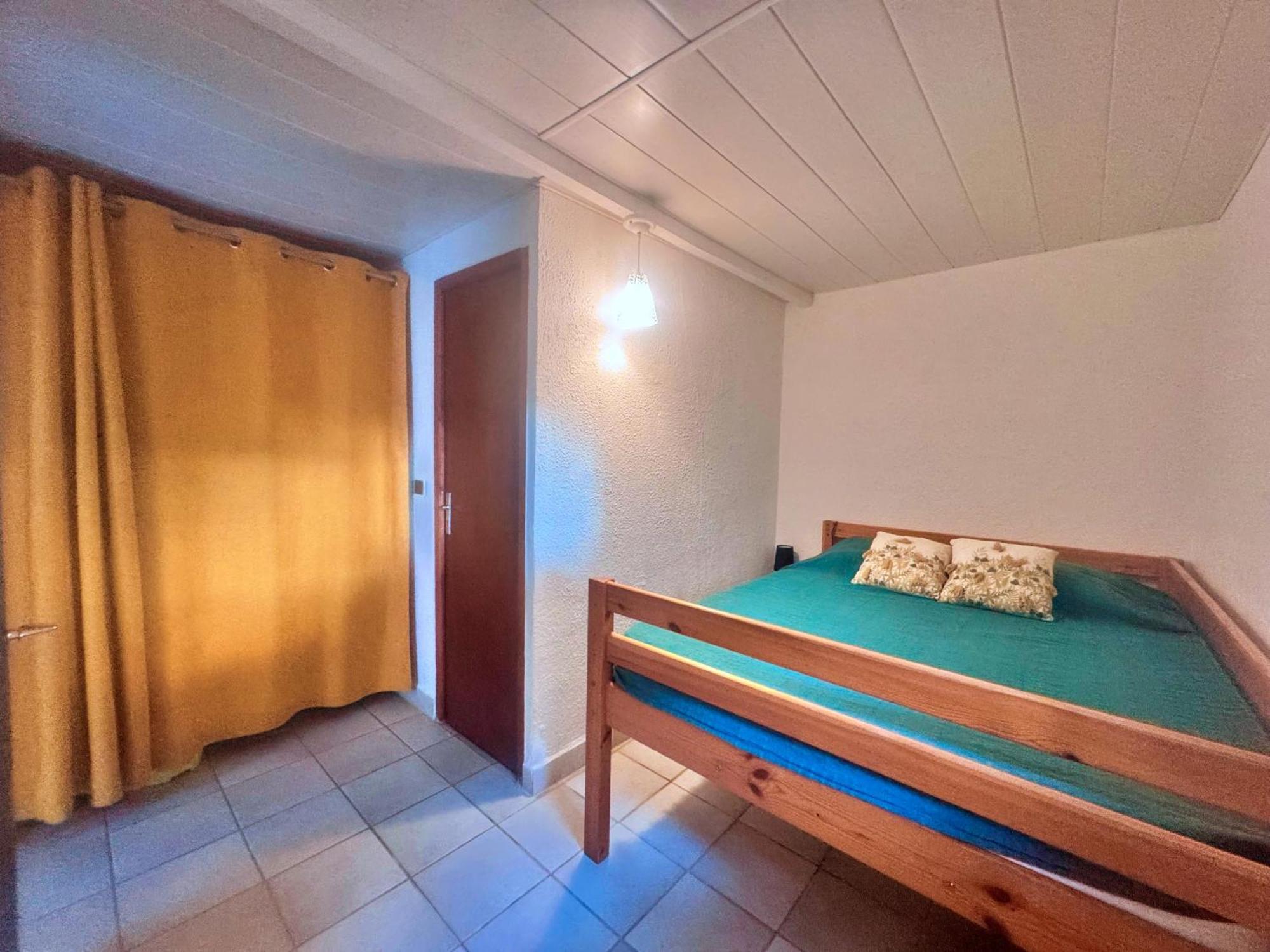 Les Pieds Dans L'Eau T2 E Apartment Калви Екстериор снимка